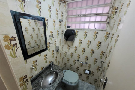 Sobrado à venda com 2 quartos em Jardim Mangalot, São Paulo, SP
