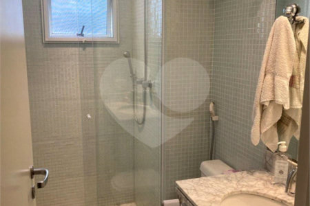 Apartamento à venda com 3 quartos, sendo 1 suíte, em Indianópolis, São Paulo, SP