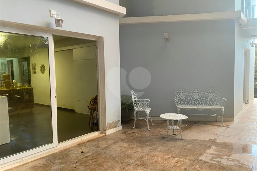 Casa à venda com 4 suítes no condomínio Alpes da Cantareira, Mairiporã - SP