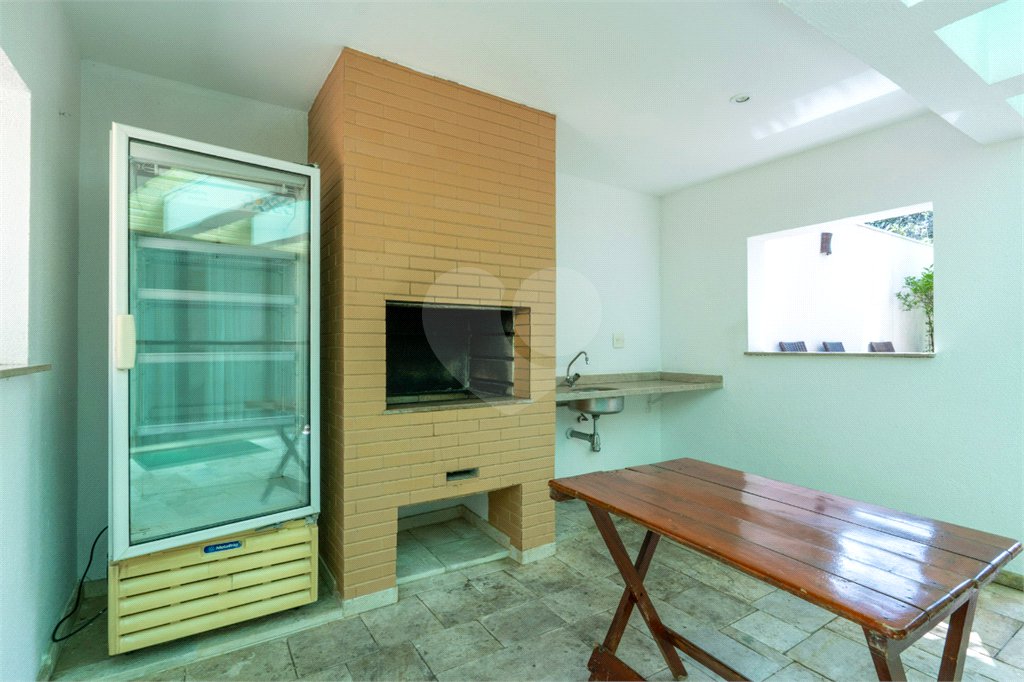 Apartamento à venda com 3 suítes em Vila Suzana, São Paulo, SP