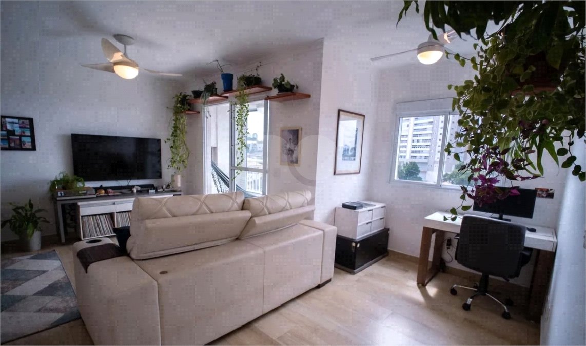 Apartamento à venda com 3 quartos, sendo 1 suíte, em Jardim das Vertentes, São Paulo, SP
