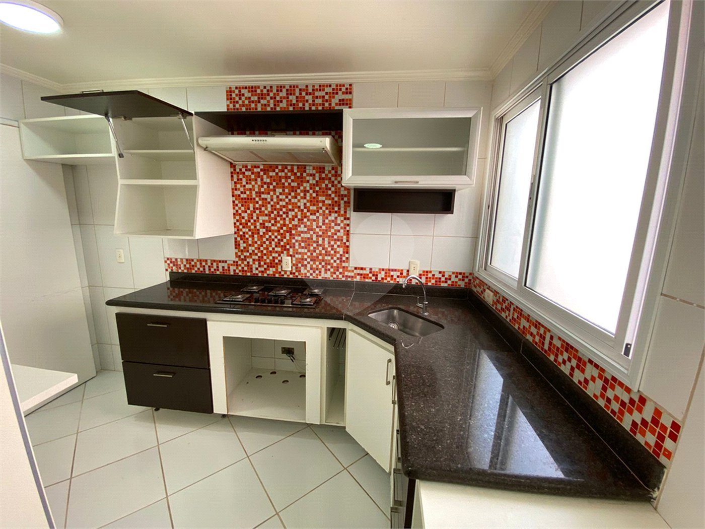 Apartamento à venda com 3 quartos, sendo 1 suíte, em Pinheirinho, Vinhedo, SP