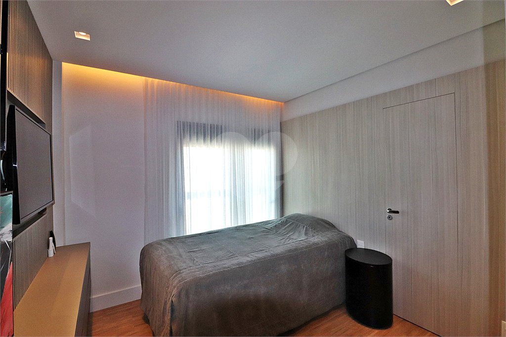 Apartamento à venda com 4 suítes em Santana, São Paulo, SP