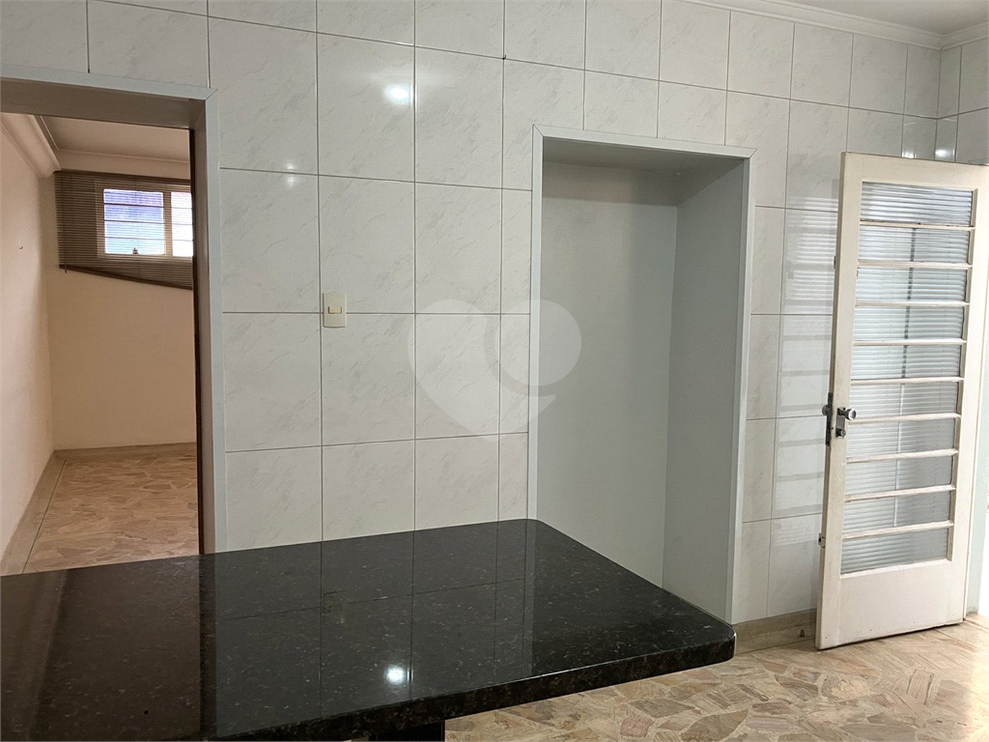 Casa Térrea à venda com 4 quartos, sendo 2 suítes, em Jardim Santa Rosália, Sorocaba, SP