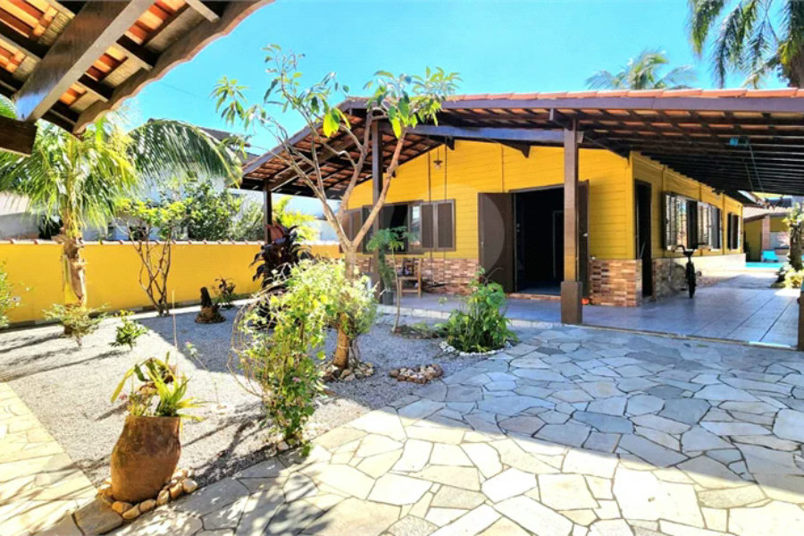 Casa à venda com 4 quartos, sendo 1 suíte, em Morada da Praia, Bertioga, SP