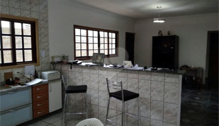 Sobrado à venda com 4 quartos, sendo 3 suítes,  em Serra da Cantareira, Mairiporã, SP