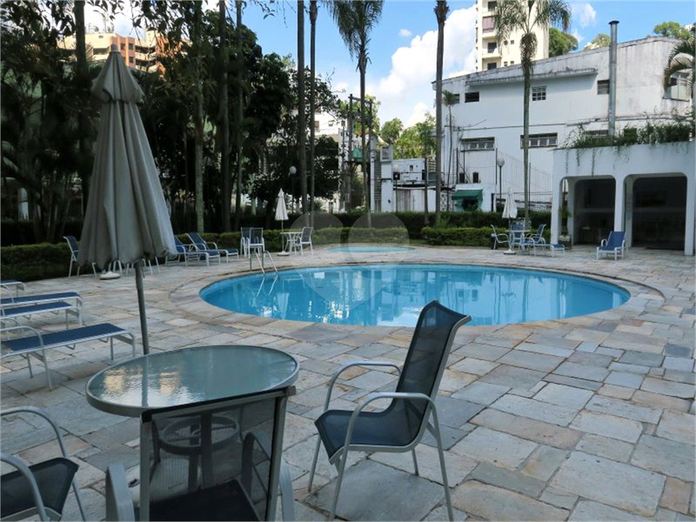 Apartamento à venda com 3 quartos, sendo 1 suíte,  em Vila Andrade, São Paulo, SP