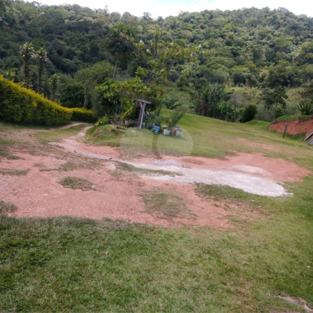 Chácara à venda com 3 quartos no Centro, Nazaré Paulista, SP