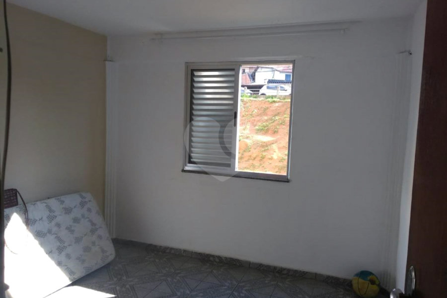 Apartamento à venda com 2 quartos em Cidade Tiradentes, São Paulo, SP