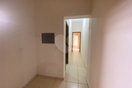 Casa à venda com 3 quartos em Jardim do Carmo, Araraquara, SP