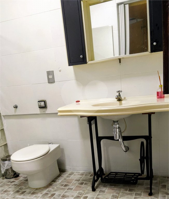 Sobrado à venda com 3 quartos, sendo 1 suíte, em Jardim Tabatinga, Guarulhos, SP