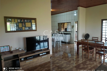 Chácara à venda com 3 quartos, sendo 1 suíte,  em Área Rural de Emilianópolis, Emilianópolis, SP