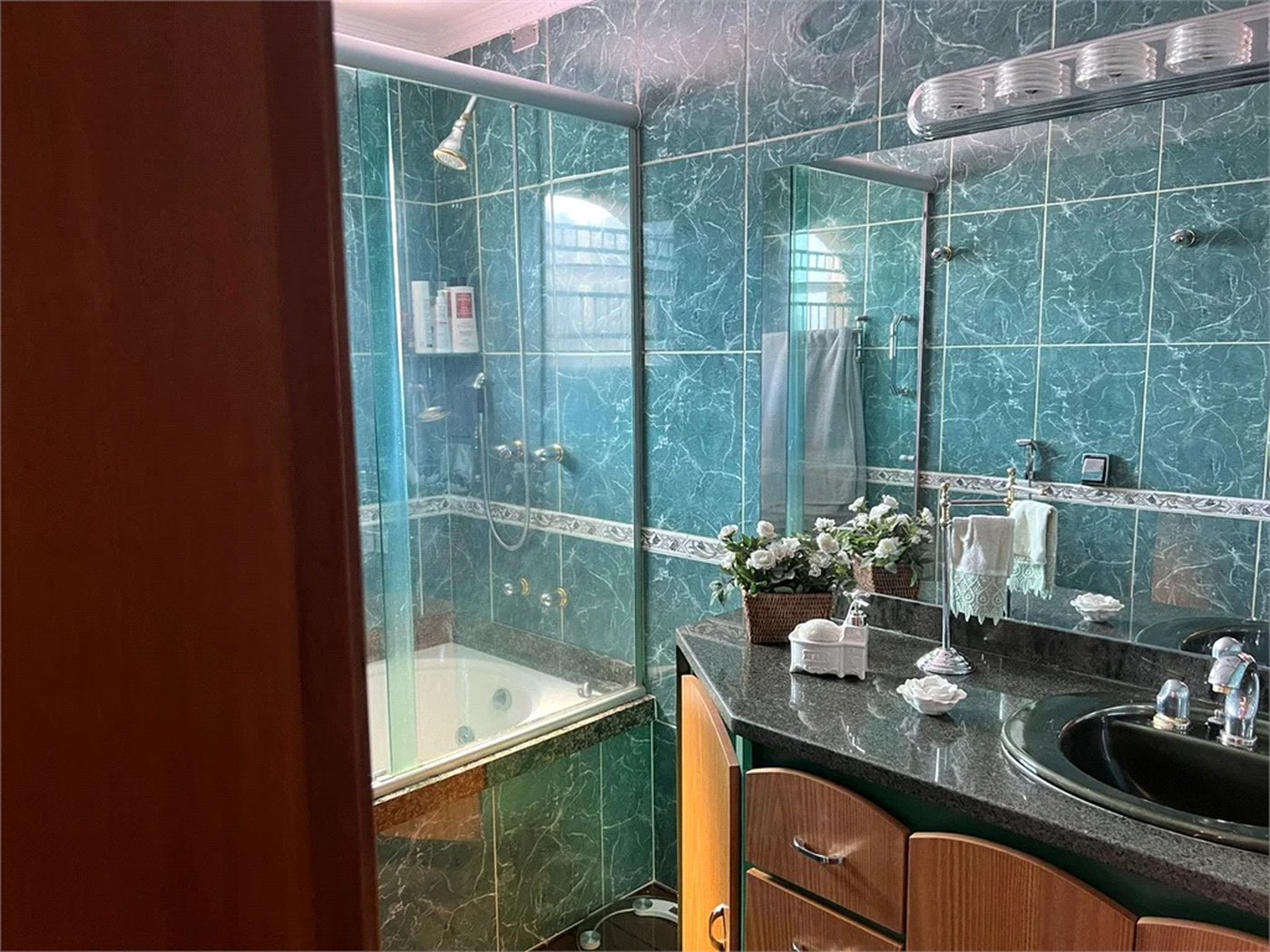 Apartamento à venda com 3 suítes em Bela Aliança, São Paulo, SP