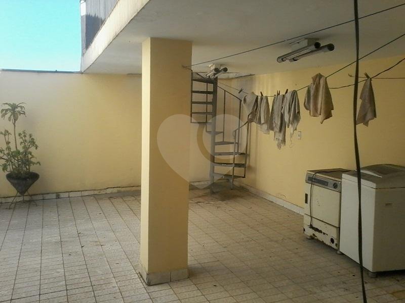 Sobrado à venda com 5 quartos, sendo 2 suítes, em Jardim Aeroporto, São Paulo, SP