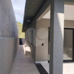 Casa à venda com 3 quartos, sendo 2 suítes, em Cachoeirinha, Bom Jesus dos Perdões, SP