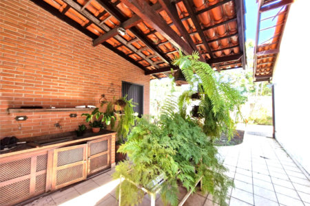 Casa Térrea à venda com 5 quartos, sendo 3 suítes, em Granja Julieta, São Paulo, SP