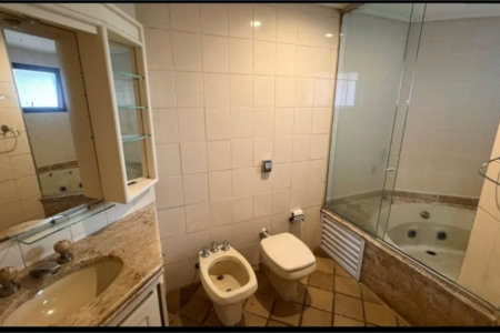 Apartamento à venda ou para alugar com 3 quartos, sendo 1 suíte, em Vila Andrade, São Paulo, SP