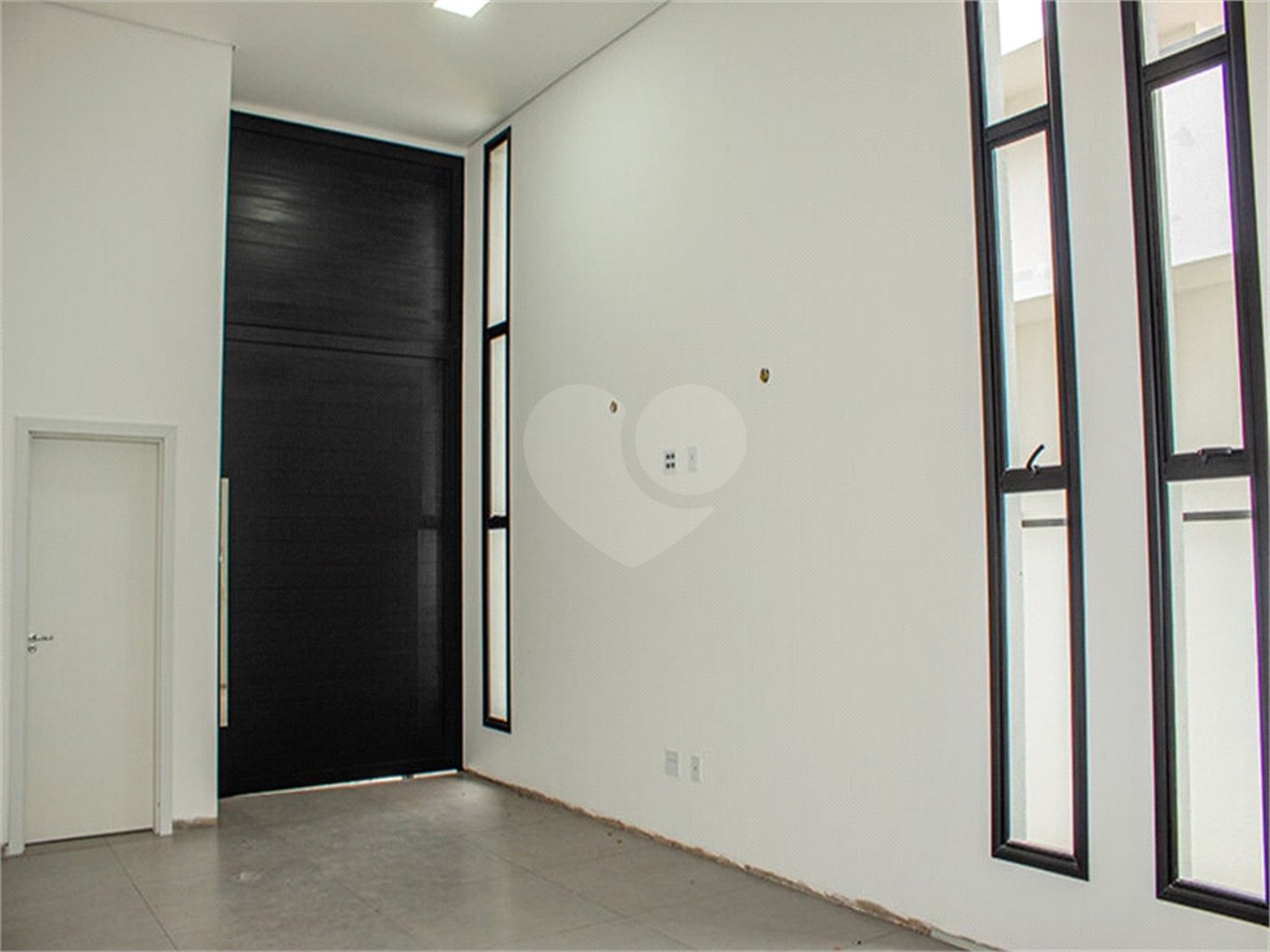 Casa à venda com 3 suítes no condomínio Residencial Central Parque, Salto - SP