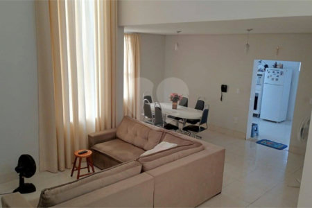 Casa à venda com 3 quartos, sendo 1 suíte, em Residencial Central Parque, Salto, SP