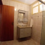 Sobrado à venda com 4 quartos, em Residencial Itamarati
