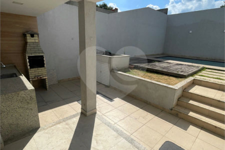Casa à venda com 3 quartos, sendo 1 suíte, no condomínio Residencial Green Ville, Rio de Janeiro - RJ
