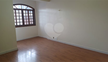 Sobrado à venda com 1 quarto, sendo 3 suítes,  em Vila Maria, São Paulo, SP
