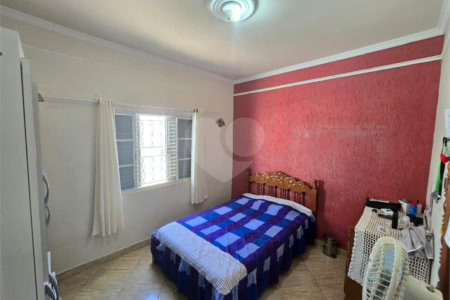 Casa à venda com 5 quartos, sendo 1 suíte,  em Vila Santana, Itapetininga, SP