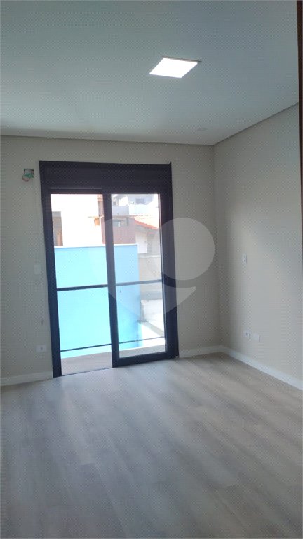 Sobrado à venda com 3 quartos, sendo 1 suíte, em Villa Di Cesar, Mogi das Cruzes, SP