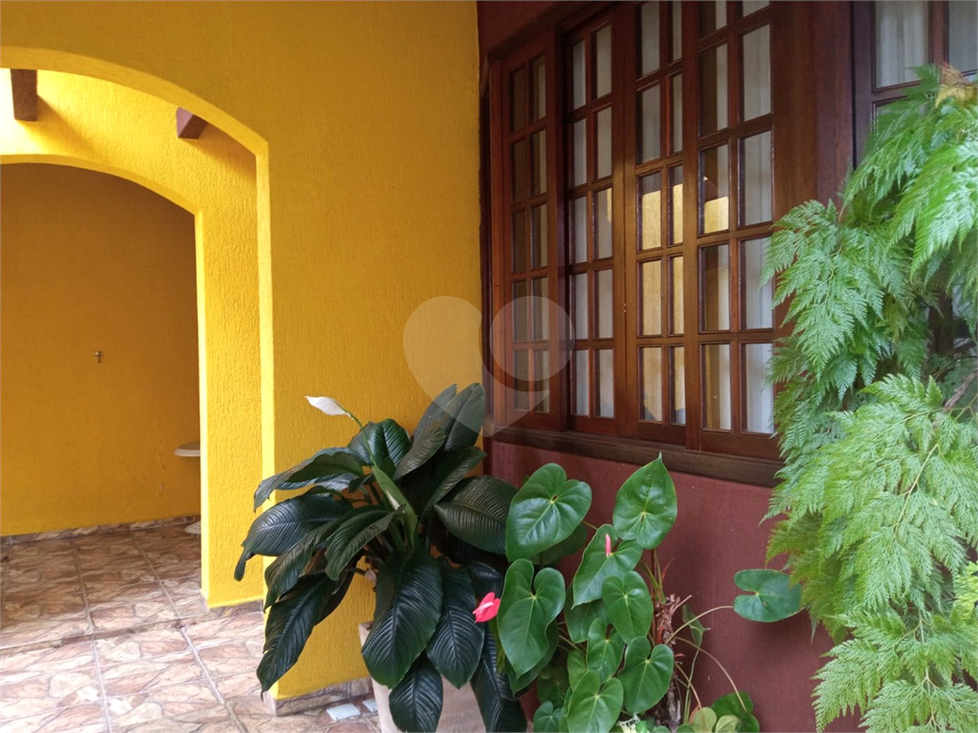 Casa à venda com 4 quartos, sendo 1 suíte,  em Vila Bela Flor, Mogi das Cruzes, SP