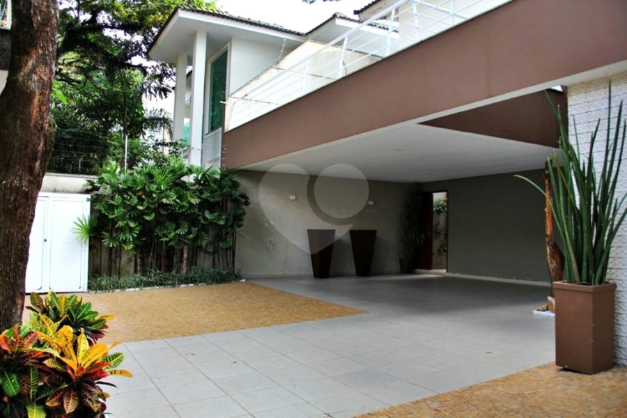 Casa à venda com 4 suítes em Tremembé, São Paulo, SP