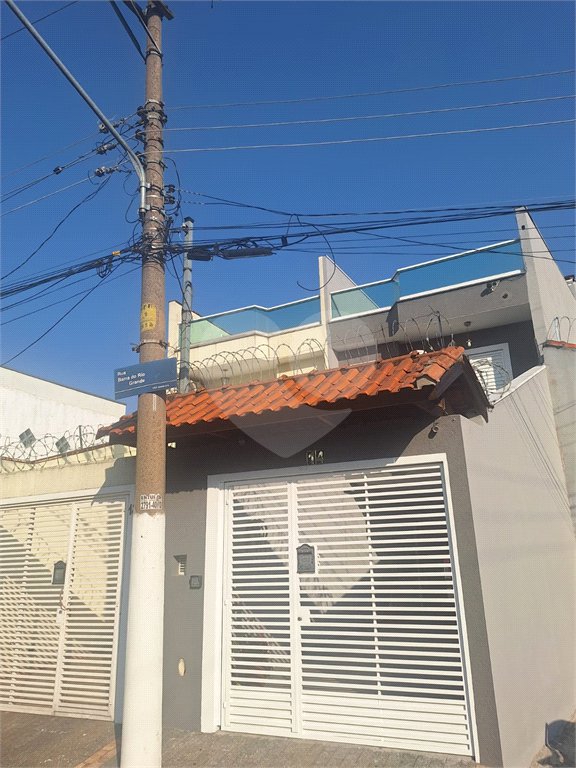 Sobrado à venda com 4 quartos, sendo 1 suíte,  em Vila São Geraldo, São Paulo, SP