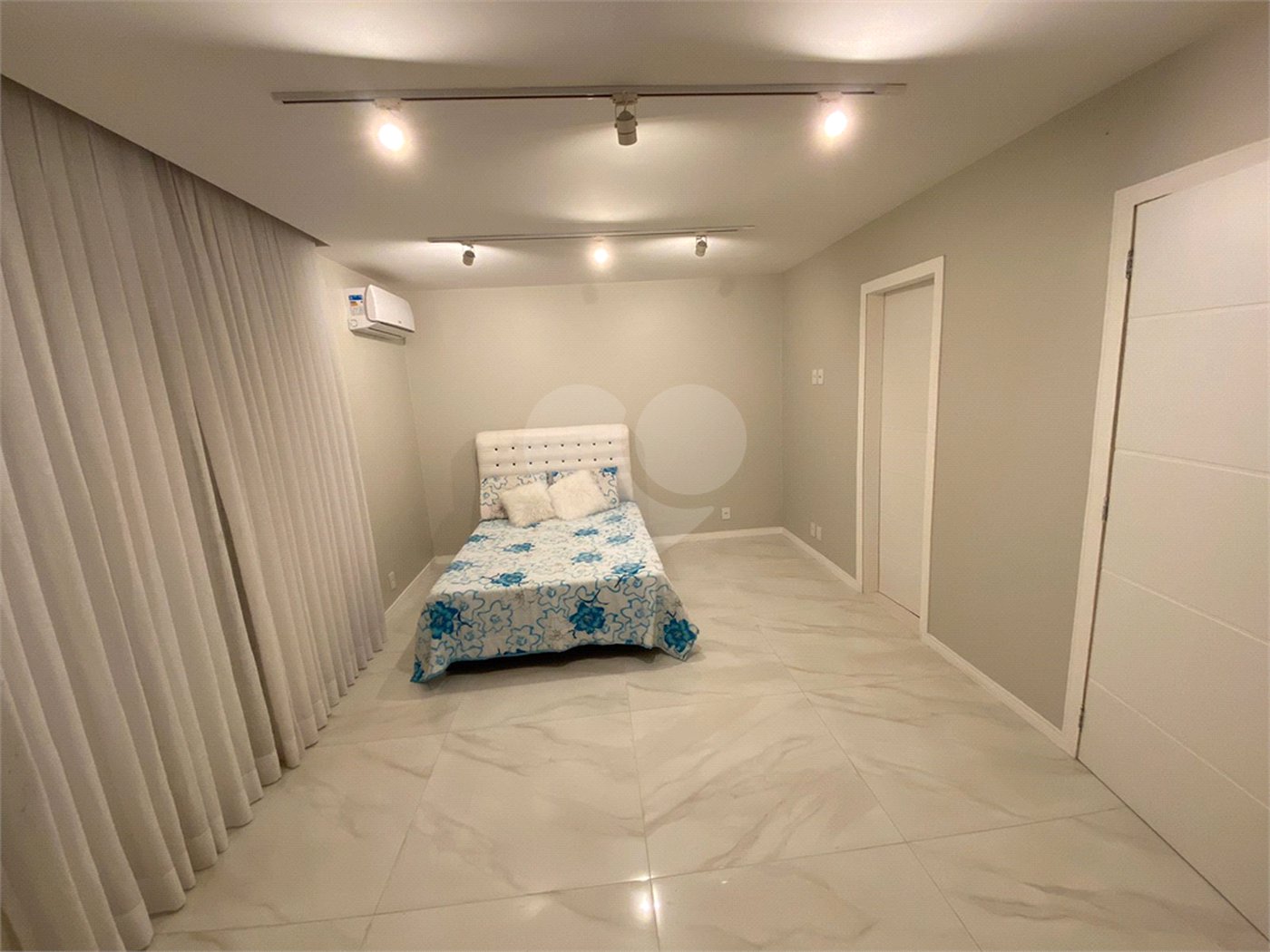 Casa à venda com 3 suítes no condomínio Ilha de Guaratiba Green, Rio de Janeiro - RJ