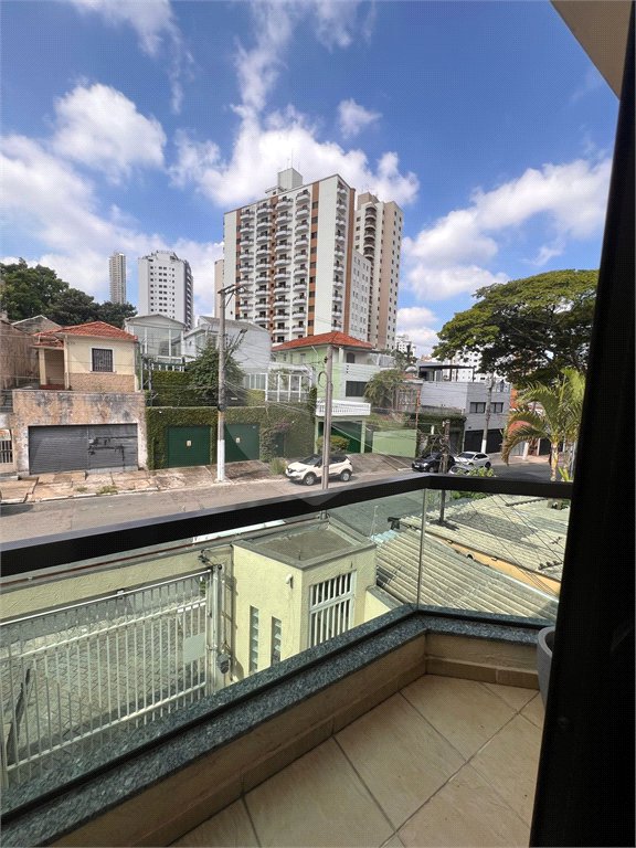 Sobrado à venda com 3 suítes em Vila Regente Feijó, São Paulo, SP