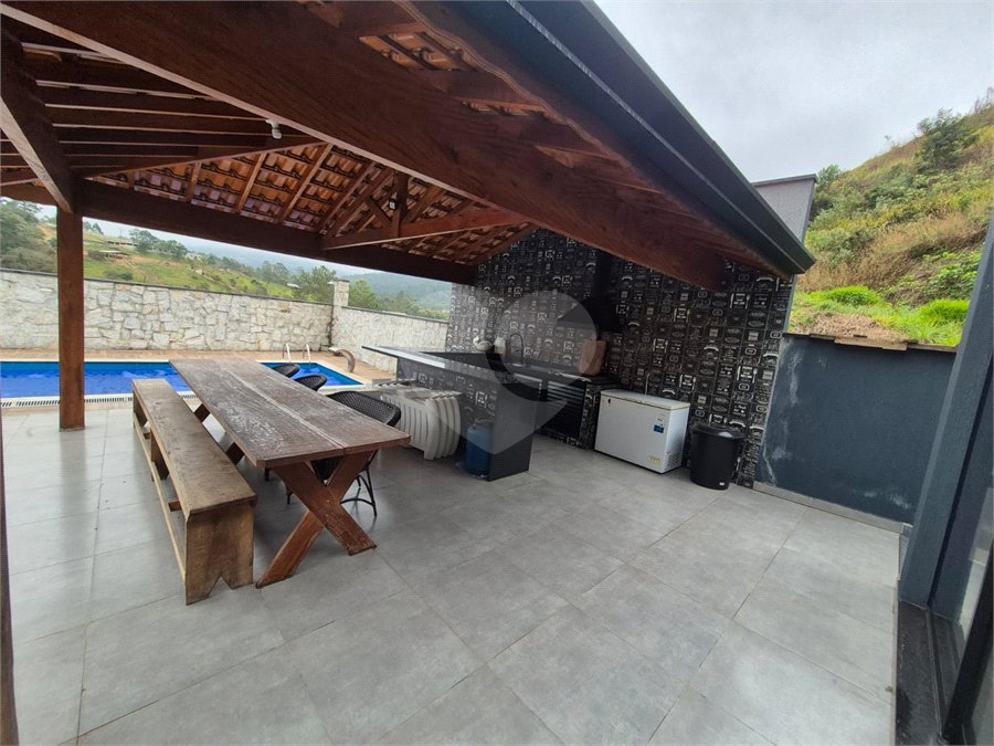 Casa à venda com 4 suítes no condomínio Reserva da Serra, Mairiporã - SP