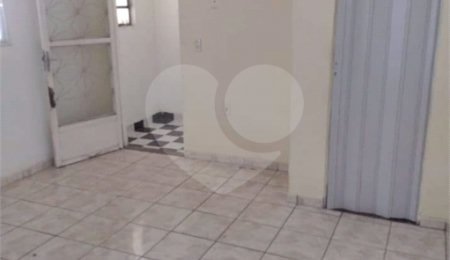 Casa à venda com 3 quartos em Santíssimo, Rio de Janeiro, RJ