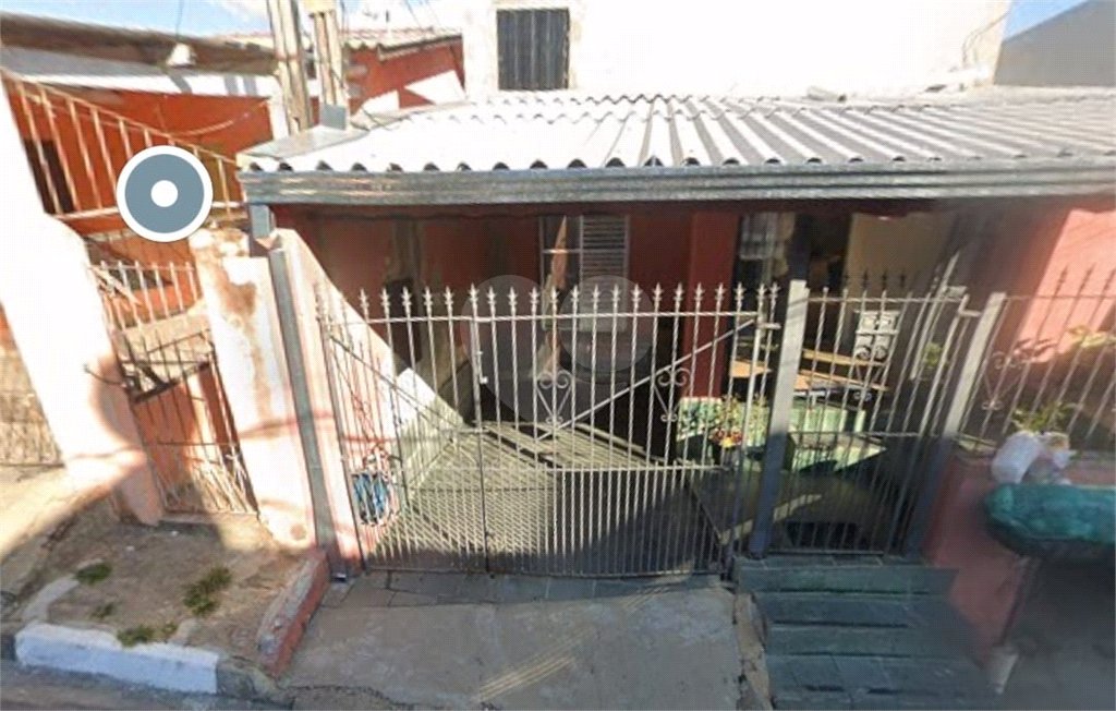 Casa de Vila à venda com 5 quartos em Jardim Santa Lúcia, Bragança Paulista, SP
