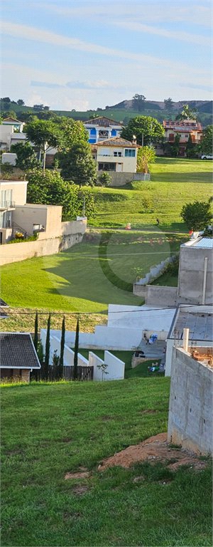 Terreno à venda com 1 suíte no condomínio Santa Teresa 1, Vinhedo - SP