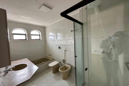 Apartamento à venda ou para alugar com 4 quartos, sendo 3 suítes, no Centro, Atibaia, SP