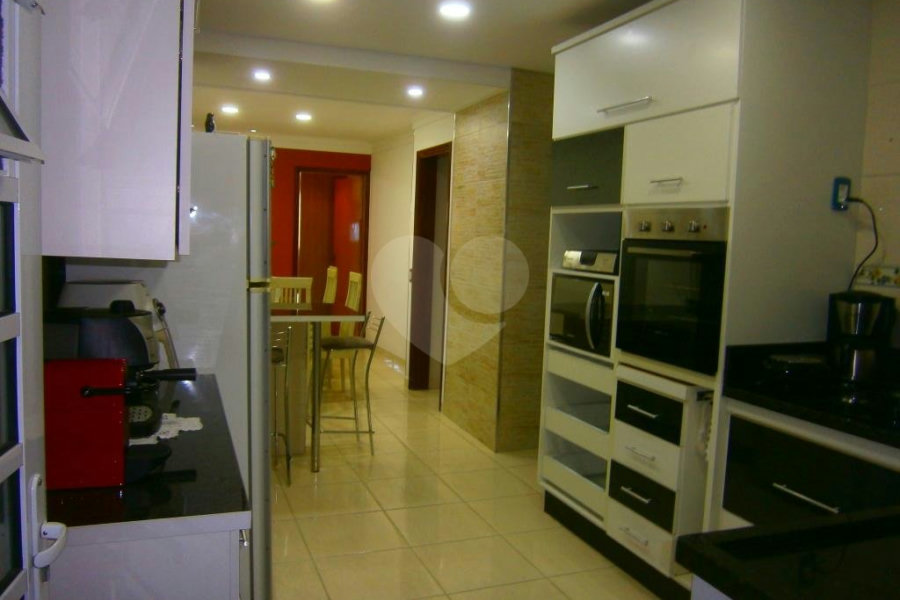 Sobrado à venda com 5 quartos, sendo 1 suíte,  em Tucuruvi, São Paulo, SP