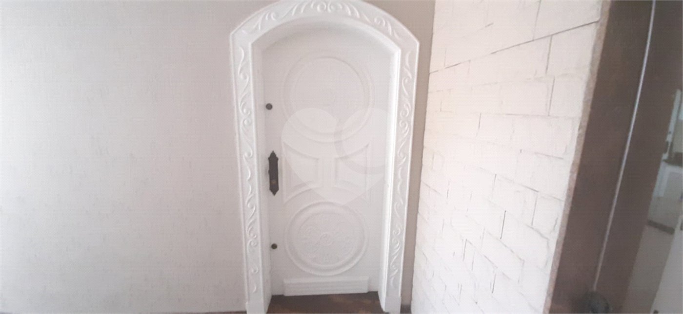 Sobrado à venda com 4 quartos, sendo 2 suítes, em Jardim França, São Paulo, SP