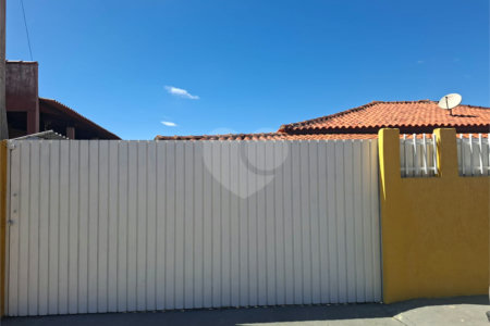 Casa à venda com 3 quartos, sendo 1 suíte,  em Tatetú, Alambari, SP