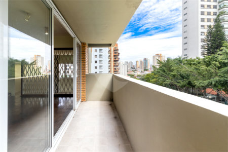 Apartamento à venda com 4 quartos, sendo 3 suítes, em Água Fria, São Paulo, SP