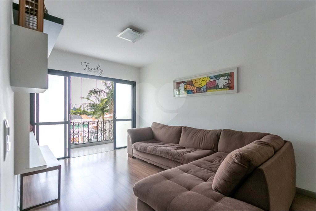 Apartamento à venda com 3 quartos, sendo 1 suíte, em Santo Amaro, São Paulo, SP