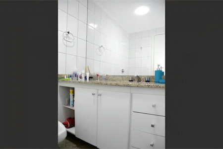 Apartamento à venda com 4 quartos, sendo 3 suítes, em Real Parque, São Paulo, SP