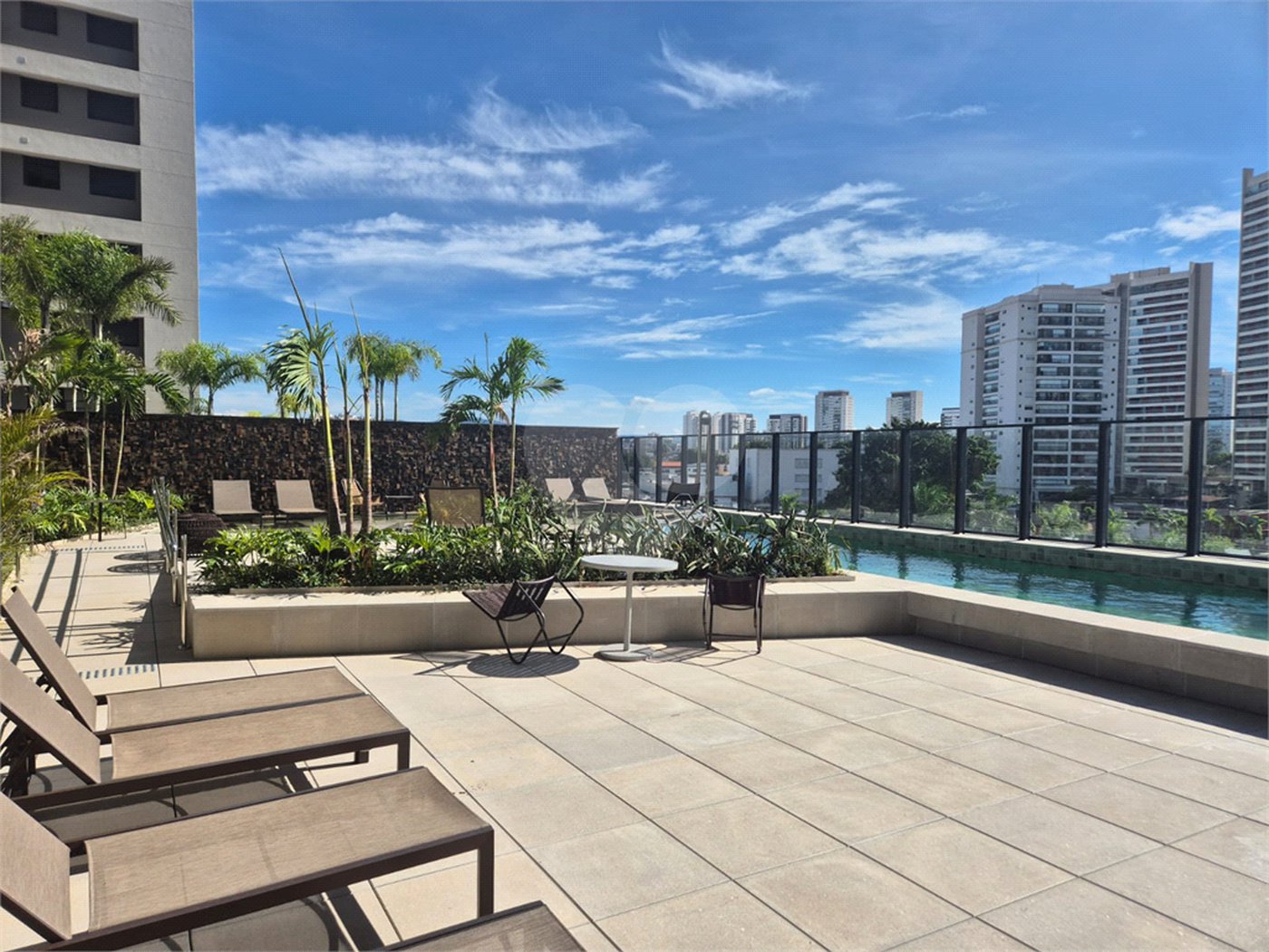 Apartamento à venda com 3 quartos, sendo 1 suíte, em Vila Anastácio, São Paulo, SP