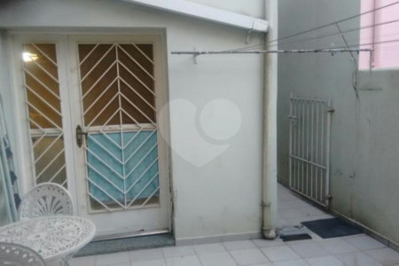 Sobrado à venda com 4 quartos, sendo 1 suíte, em Campo Belo, São Paulo, SP