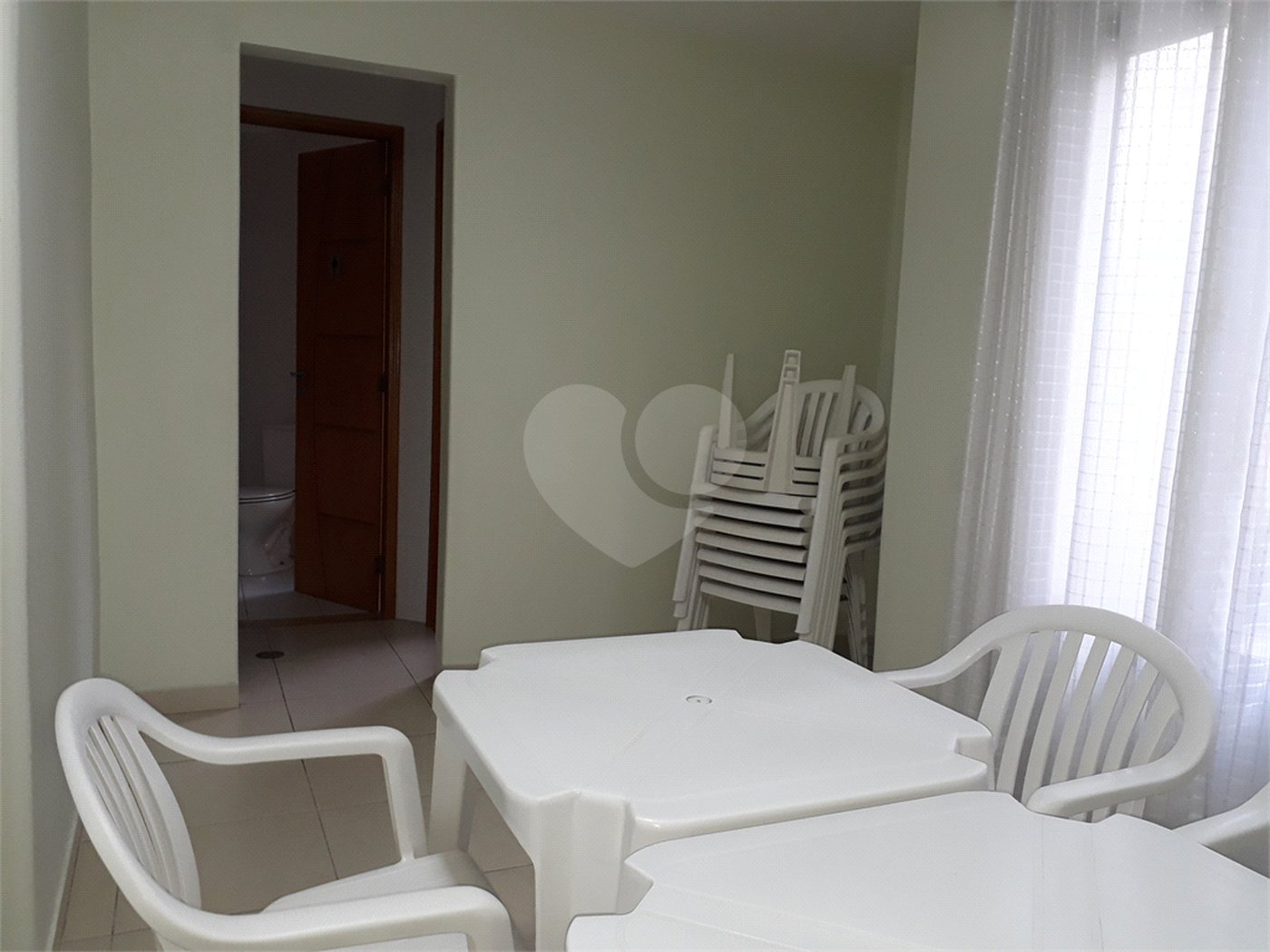 Apartamento à venda com 4 quartos, sendo 2 suítes,  em Santana, São Paulo, SP