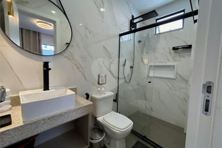 Apartamento à venda com 2 quartos, sendo 1 suíte, em Taperapuan, Porto Seguro, BA