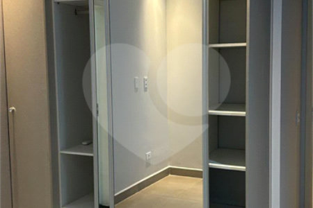 Casa à venda com 3 quartos, sendo 2 suítes, no condomínio Golden Park Residence, Sorocaba - SP