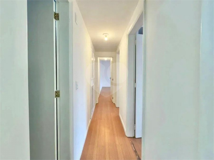Apartamento à venda com 3 quartos, sendo 1 suíte,  em Leblon, Rio de Janeiro, RJ
